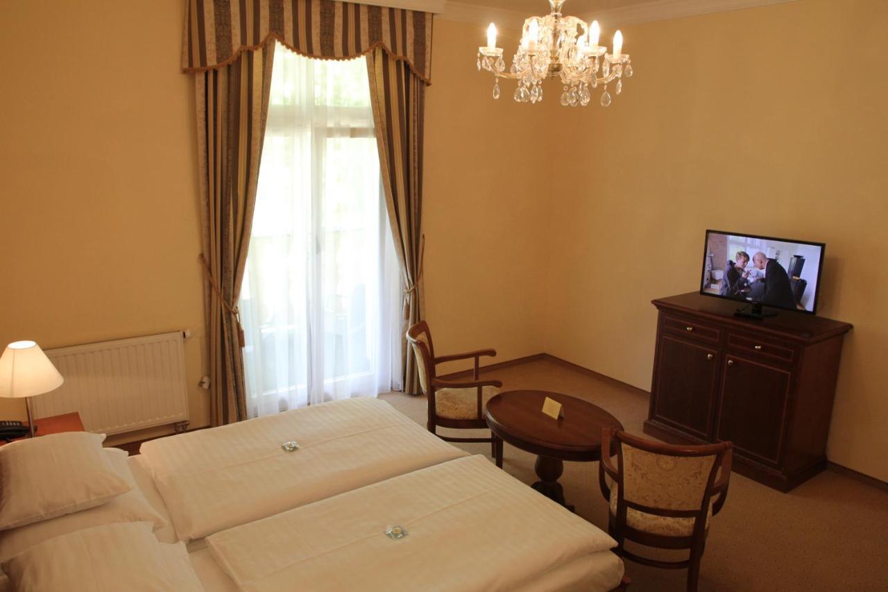 Parkhotel Richmond Κάρλοβι Βάρι Εξωτερικό φωτογραφία